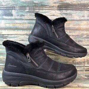 Skechers Boots Womens 9M Black Faux Fur Winter Warm Zip Relaxed Fit Lightweight